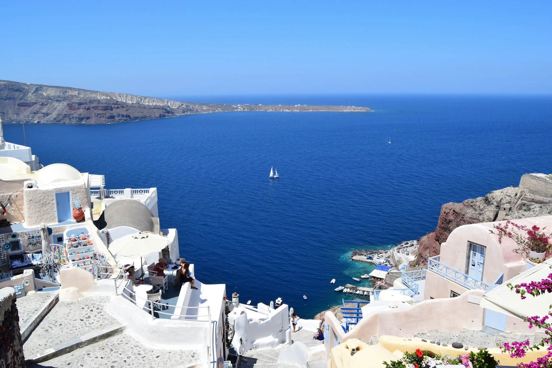 mykonos's landscape for the mykonos vs. santorini's article